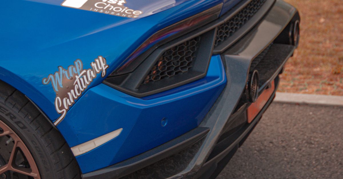How to Achieve Bold Colour Statements with Vehicle Wraps